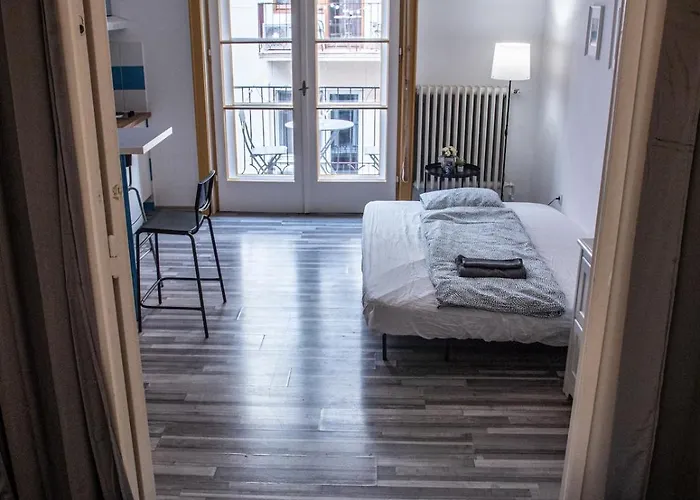 Chic Asboth Center Loft - Perfect Location